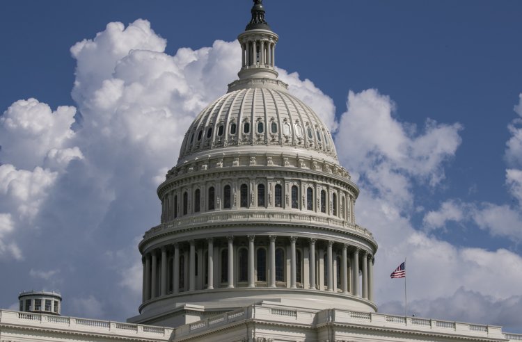 Will 2026 Be a Normal Midterm?