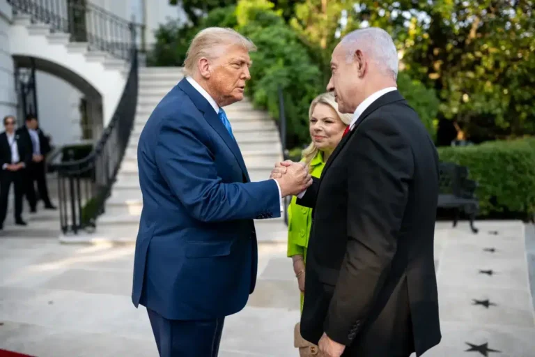 Trump Renews Call for Israel to Give Netanyahu a Pardon