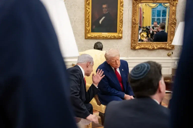 Trump Claims Israel Has No Choice But to Accept Deal with Iran, Netanyahu Says He Will Do ‘Whenever Necessary’