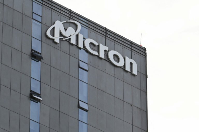 Technology Stocks Face Uncertainty Following Previous Day Sell-Off