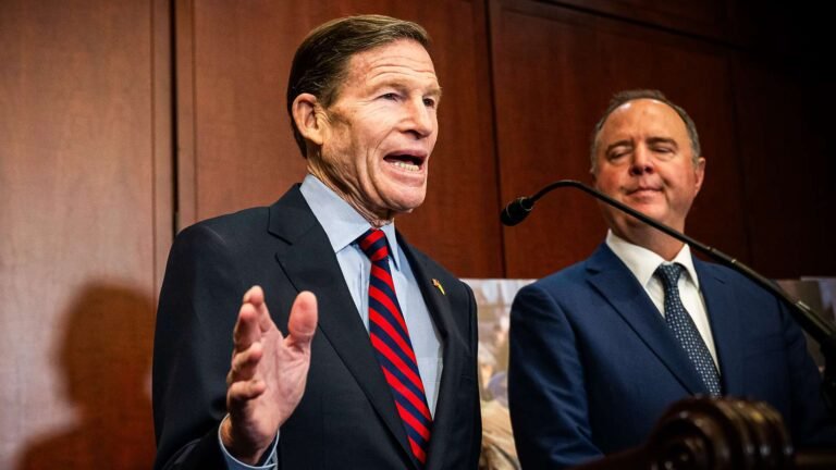 Congress introduces bill protecting right to record federal agents