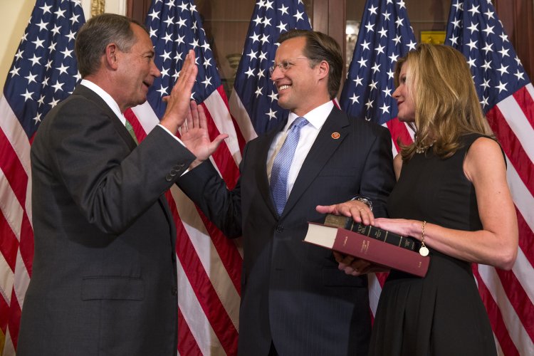 We Can’t Control This: The Populist Tide Is Coming for Both Parties