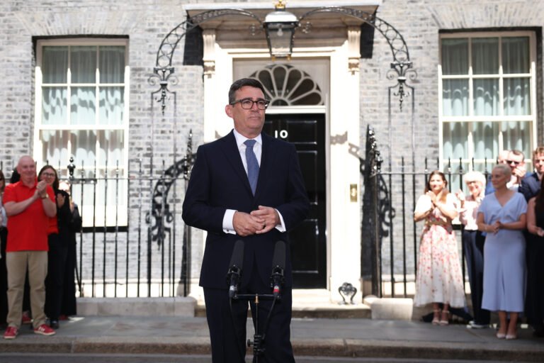 Andy Burnham Becomes UK Prime Minister