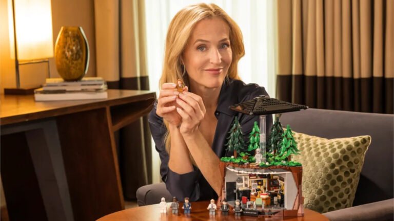 Charming Return of X-Files’ Dana Scully, Brought to You By Legos
