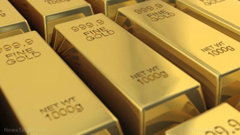Gold’s worst quarter in 13 years tests the safe-haven trade