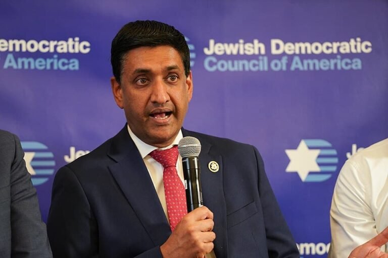 American Congressman Detained By Israeli Settlers with American Rifles in the West Bank