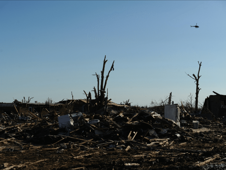 Amplifying the storm: Climate disinformation dynamics during natural disasters on right-wing extremist Telegram channels