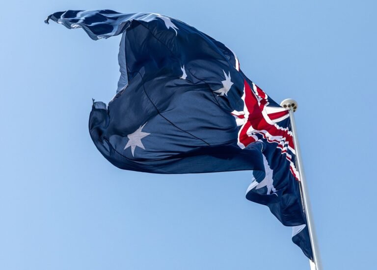 Laboratory Politics: Monoculture Down Under