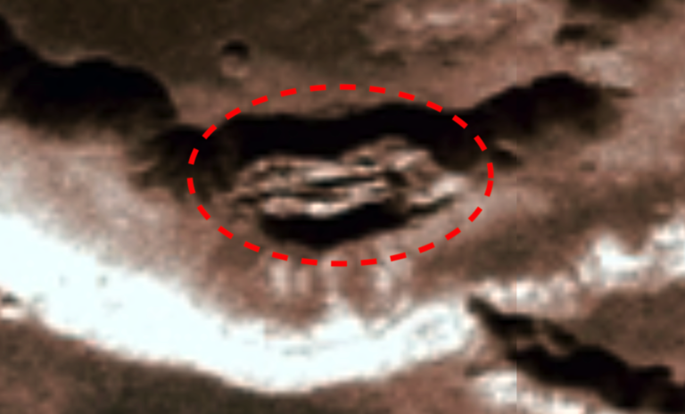 Ancient Abandoned Ship Found On Mars In Canyon, Measure over 11km long! UFO UAP Sighting News.