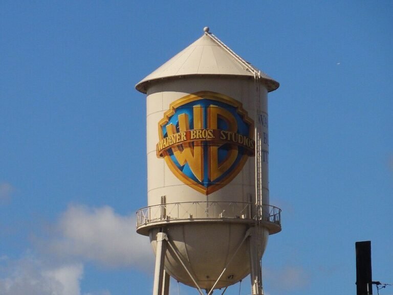 Blocking the Paramount-Warner Merger: Keeping the Trumpers from Owning Everything