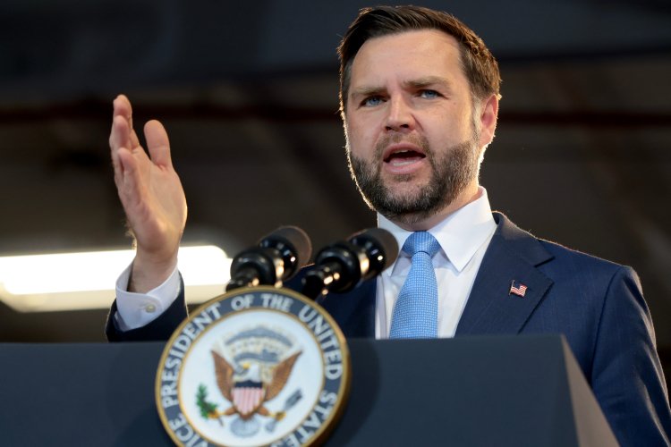 Vance's Rousing Populist Manifesto in Middletown, Ohio
