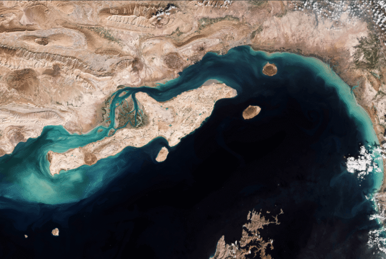 Iran Says Strait of Hormuz Deal with Oman in Final Stage