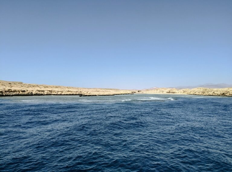 It’s Time to Use the Strait of Hormuz to Demilitarize the Persian Gulf