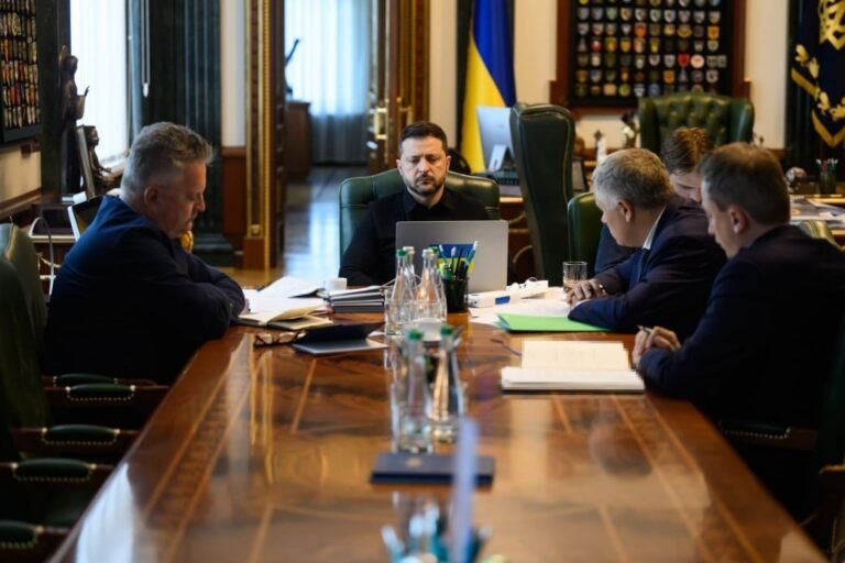 Zelensky Warns Civilian Airliners in Russia Are Unsafe